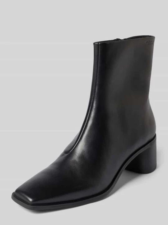 Zdjęcie produktu Botki ze skóry bydlęcej nappa z obcasem słupkiem model 'FAY' Vagabond Czarny