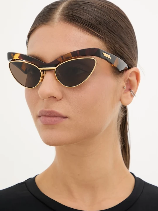 Zdjęcie produktu Bottega Veneta okulary przeciwsłoneczne kocie oczy damskie brązowy