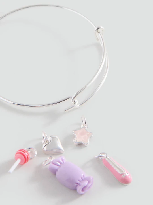 Zdjęcie produktu Bransoletka z łączonymi charmsami srebrny - Dzieci - Rozmiar uniwersalny - MANGO KIDS