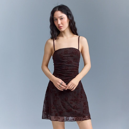 Zdjęcie produktu Brązowa sukienka mini z motywem kwiatowym i tie-dye House