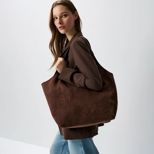 Zdjęcie produktu Brązowa torba shopper z imitacji zamszu House