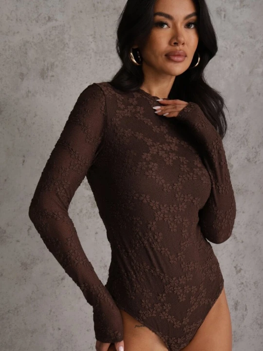 Zdjęcie produktu Brązowe Body Longsleeve z Koronki z Bawełną Zenisesa Bisou's Project