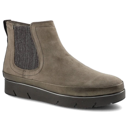 Zdjęcie produktu Botki damskie Tamaris, wykonane z miękkiej skóry zamszowej z elastycznymi wstawkami po bokach oraz grubą podeszwą, taupe, 1-25406-23-362 brązowy