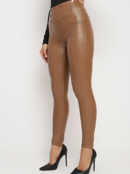 Zdjęcie produktu Brązowe Legginsy z Ekoskóry Ocieplane z Efektem Push-Up Labrisa Defox