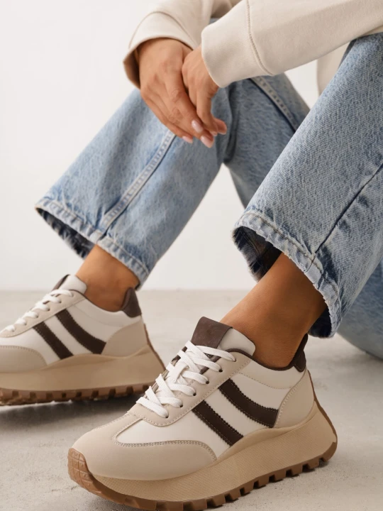 Zdjęcie produktu Brązowe Sneakersy na Grubej Podeszwie z Ozdobnymi Paskami Diki Givana