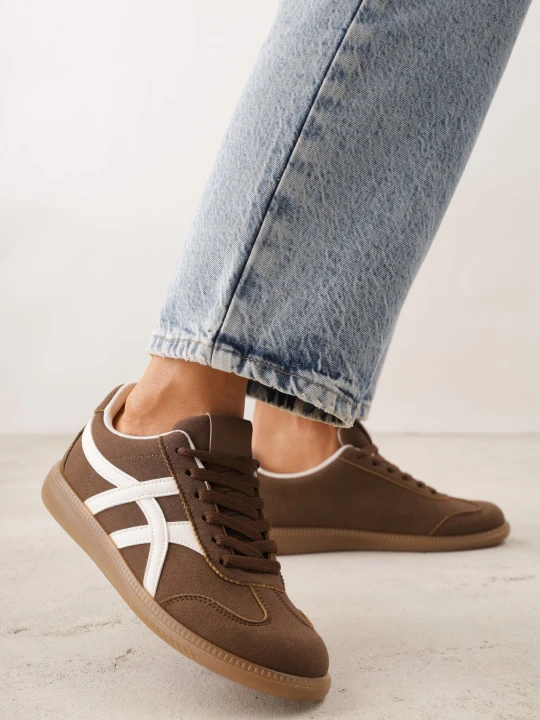 Zdjęcie produktu Brązowe Sneakersy na Kauczukowej Podeszwie z Geometrycznym Wzorem Sewtila Jumelle