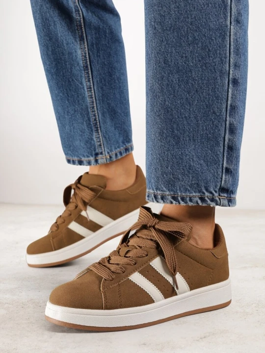 Zdjęcie produktu Brązowe Sneakersy Ozdobione Paskami Dolirenna Gowin