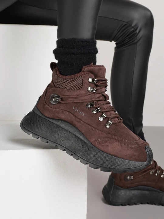 Zdjęcie produktu Brązowe Sneakersy Śniegowce Vices na Platformie w Sportowym Stylu Nelsella