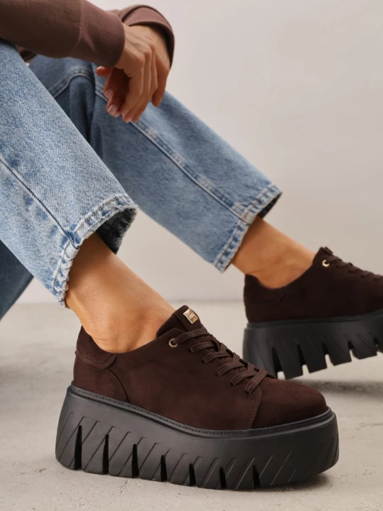 Zdjęcie produktu Brązowe Sneakersy VICES na Grubej Tłoczonej Podeszwie Cheka