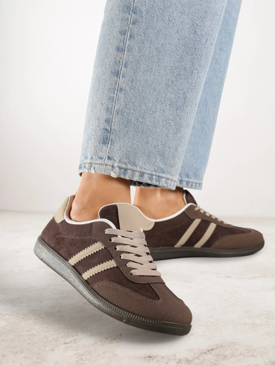 Zdjęcie produktu Brązowe Sneakersy z Imitacji Zamszu na Płaskiej Podeszwie Memeriana