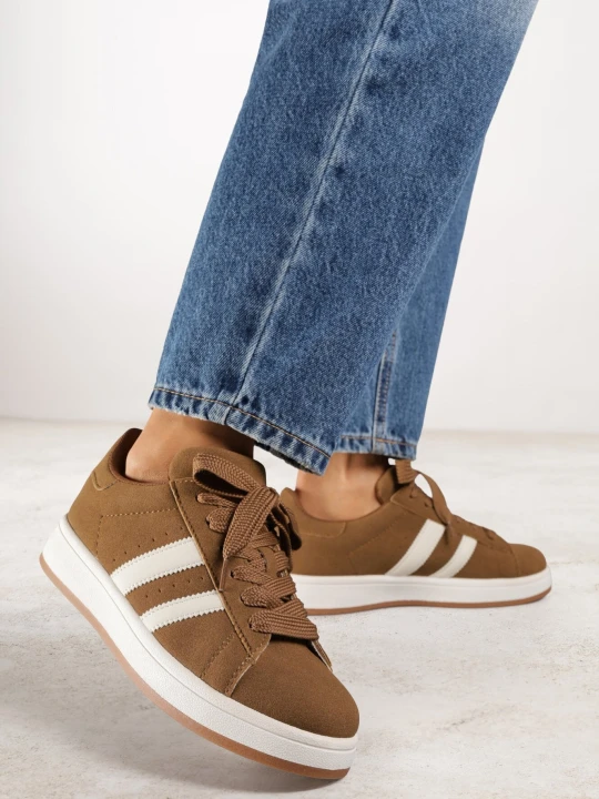 Zdjęcie produktu Brązowe Sneakersy z Ozdobnymi Paskami Doloreth Gowin