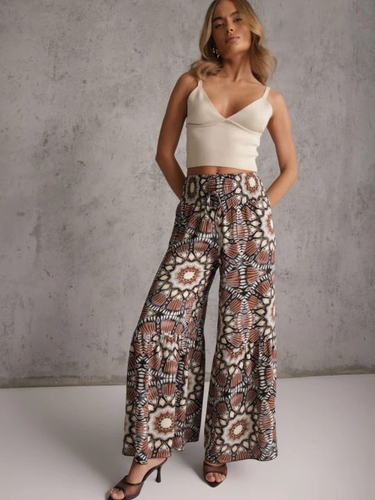 Zdjęcie produktu Brązowe Spodnie Typu Palazzo z Wiskozy High Waist z Gumką w Pasie Bistalia Cflo