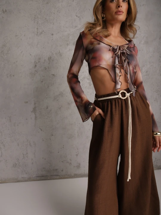Zdjęcie produktu Brązowe Wiskozowe Spodnie Typu Palazzo High Waist Ozdobione Paskiem Sznurkiem Alemea J&x