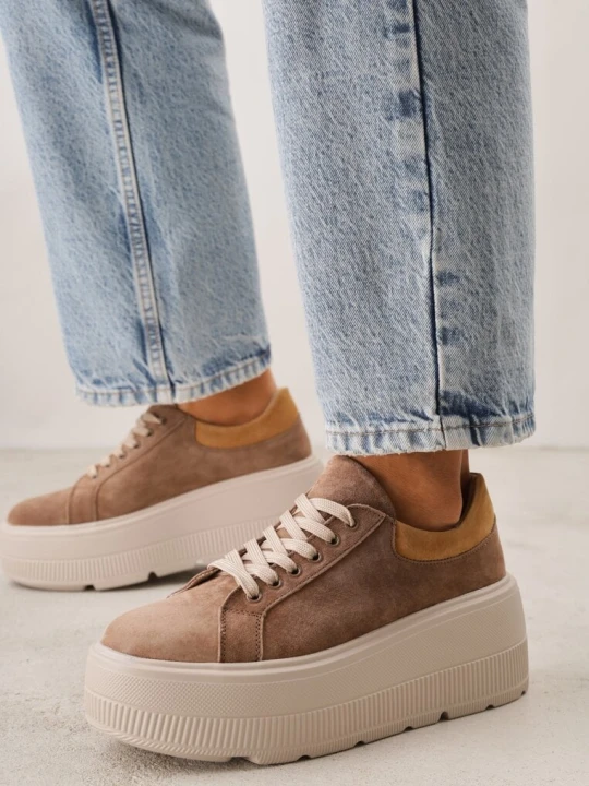 Zdjęcie produktu Brązowe Zamszowe Sneakersy na Grubej Podeszwie Latella Goodin