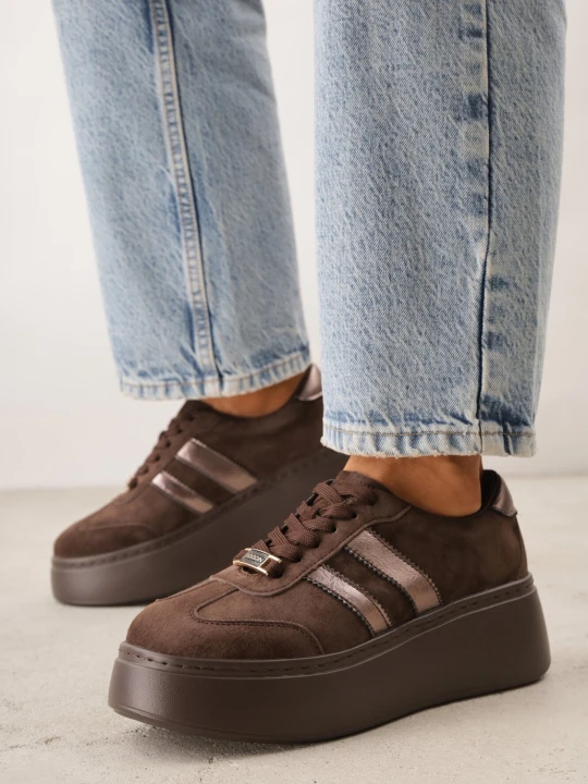 Zdjęcie produktu Brązowe Zamszowe Sneakersy na Grubej Podeszwie ze Skórzaną Wkładką Yinrieth Goodin
