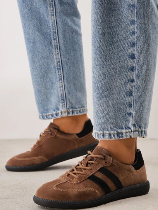 Zdjęcie produktu Brązowe Zamszowe Sneakersy w Stylu Klasycznych Tenisówek ze Skórzaną Wkładką Volma Goodin