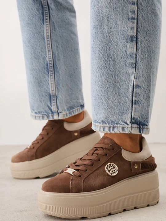 Zdjęcie produktu Brązowo-Beżowe Skórzane Sneakersy na Platformie z Aplikacją i Plecionym Paskiem Kaphophai Goodin