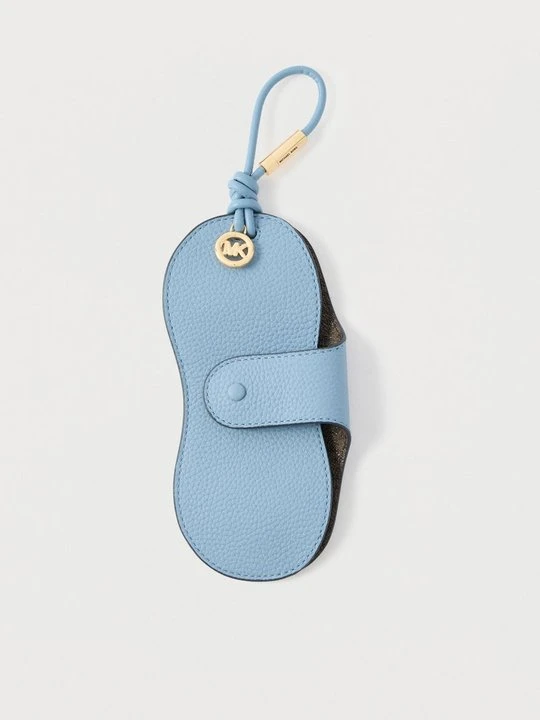 Zdjęcie produktu Breloczek Michael Kors jasnoniebieski