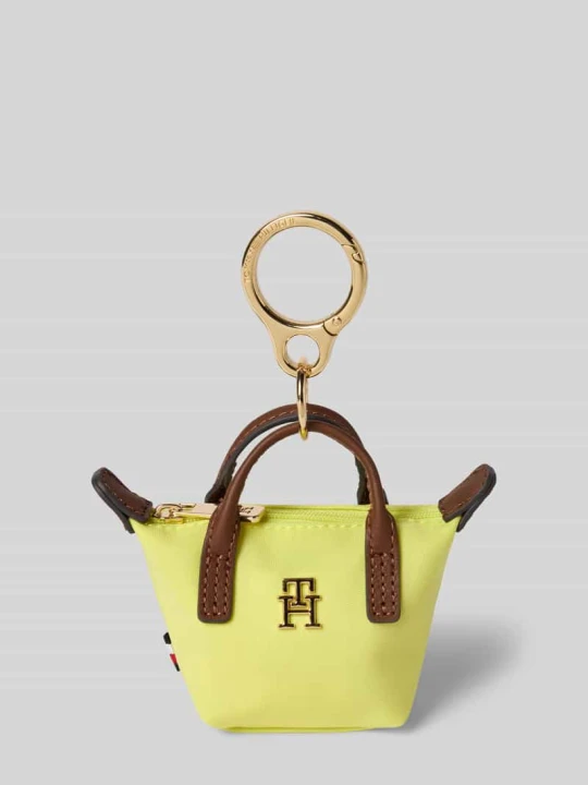 Zdjęcie produktu Brelok do kluczy w designie torebki noszonej w ręku Tommy Hilfiger Żółty