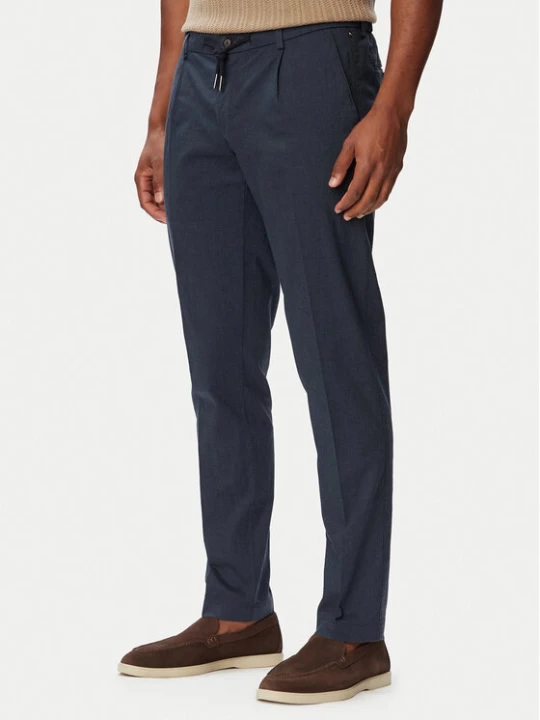Zdjęcie produktu Bugatti Chinosy 1950-16210E Granatowy Slim Fit