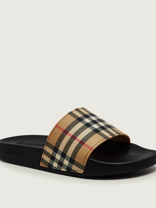 Zdjęcie produktu Burberry Klapki New Furley beżowy