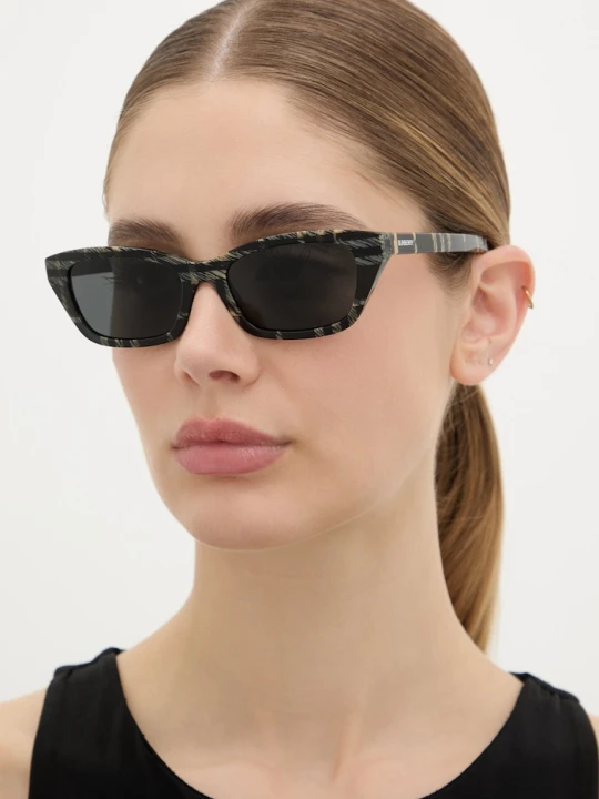 Zdjęcie produktu Burberry okulary przeciwsłoneczne damskie czarny