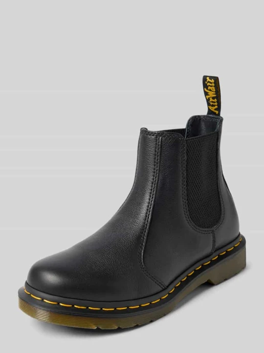Zdjęcie produktu Buty chelsea z naszywką z logo Dr. Martens Czarny