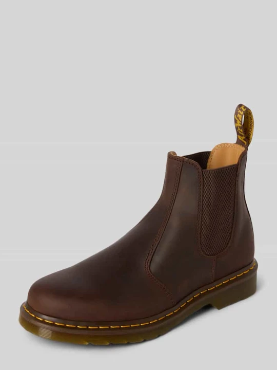 Zdjęcie produktu Buty chelsea z naturalnej skóry z ozdobnymi szwami Dr. Martens Średniobrązowy