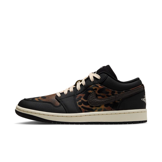 Zdjęcie produktu Buty damskie Air Jordan 1 Low SE - Czerń
