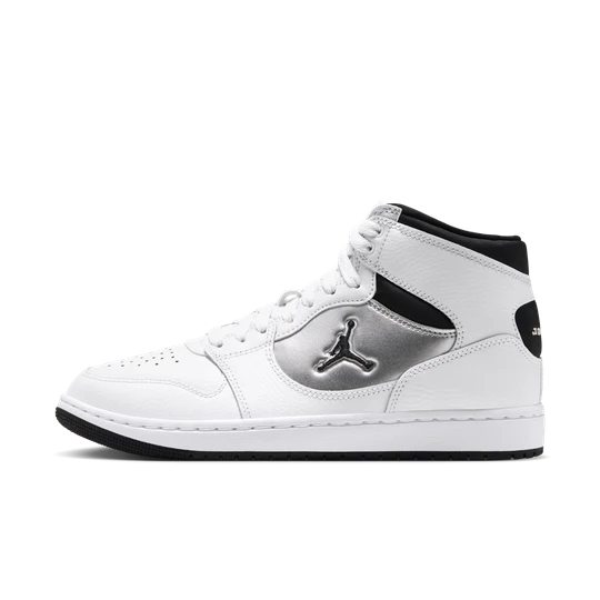 Zdjęcie produktu Buty damskie Jordan Court Connect Mid - Biel