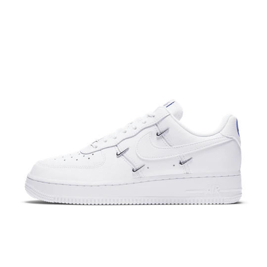 Zdjęcie produktu Buty damskie Nike Air Force 1 '07 LX - Biel