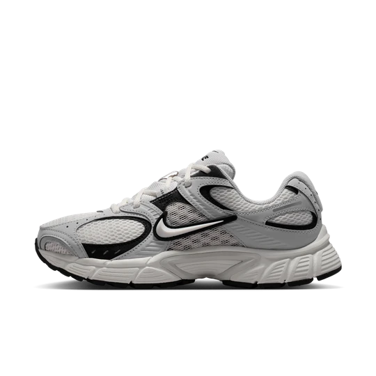 Zdjęcie produktu Buty damskie Nike V5 RNR - Biel