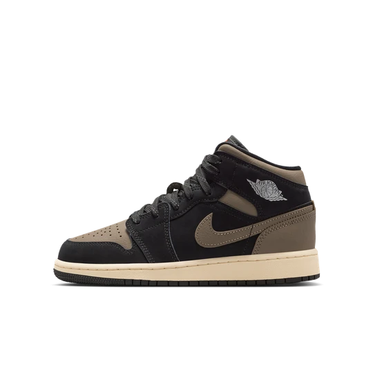Zdjęcie produktu Buty dla dużych dzieci Air Jordan 1 Mid SE - Czerń