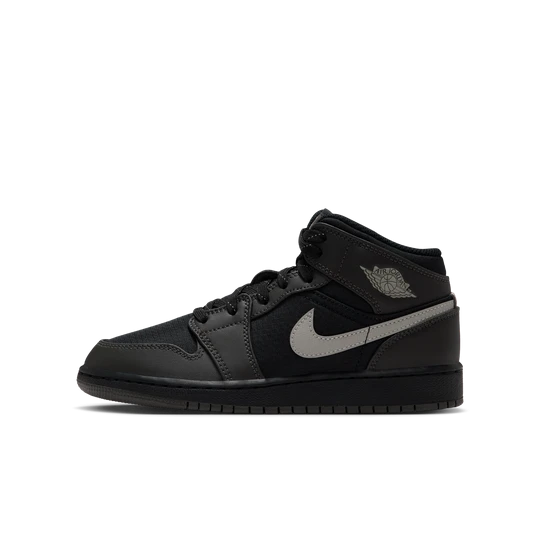 Zdjęcie produktu Buty dla dużych dzieci Air Jordan 1 Mid Utility - Czerń