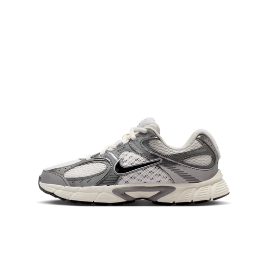 Zdjęcie produktu Buty dla dużych dzieci Nike V5 RNR - Szary