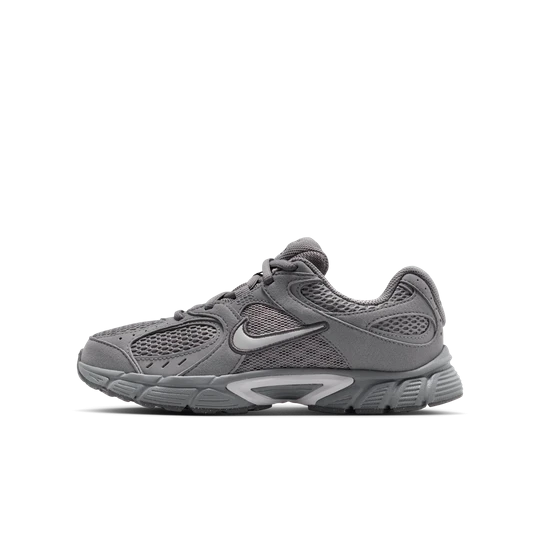Zdjęcie produktu Buty dla dużych dzieci Nike V5 Runner Suede - Czerń