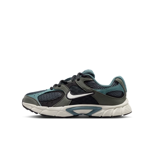 Zdjęcie produktu Buty dla dużych dzieci Nike V5 Runner Suede - Czerń