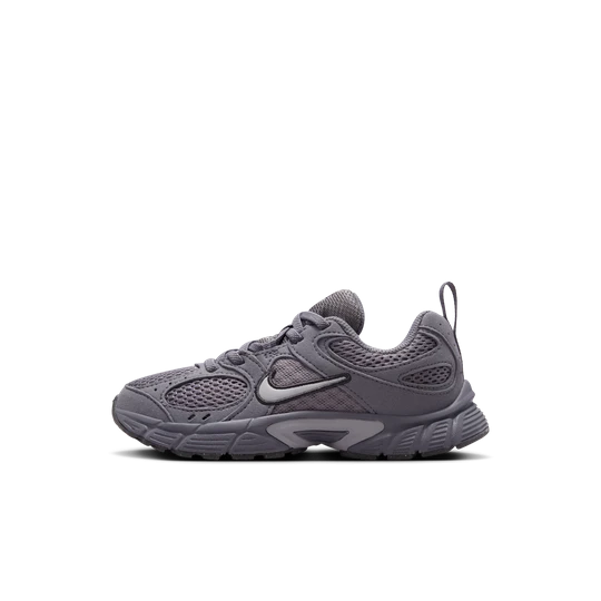 Zdjęcie produktu Buty dla małych dzieci Nike V5 Runner Suede - Czerń