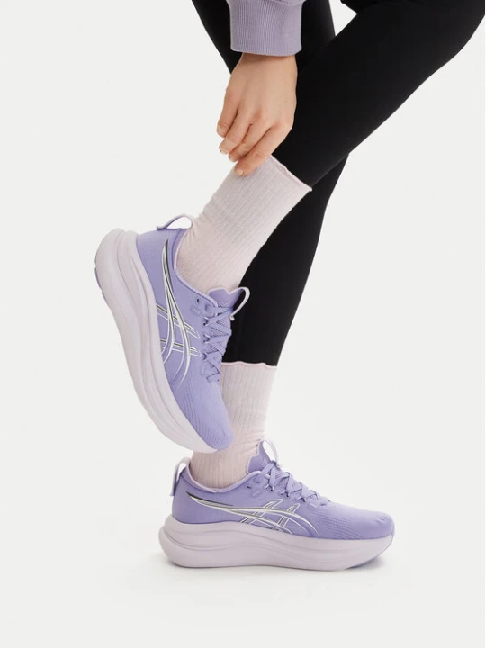 Zdjęcie produktu Buty do biegania Asics Gel-Nimbus 28 1012B899 Fioletowy
