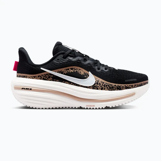 Zdjęcie produktu Buty do biegania damskie Nike Winflo 12 black/british khaki/fusion red/sail