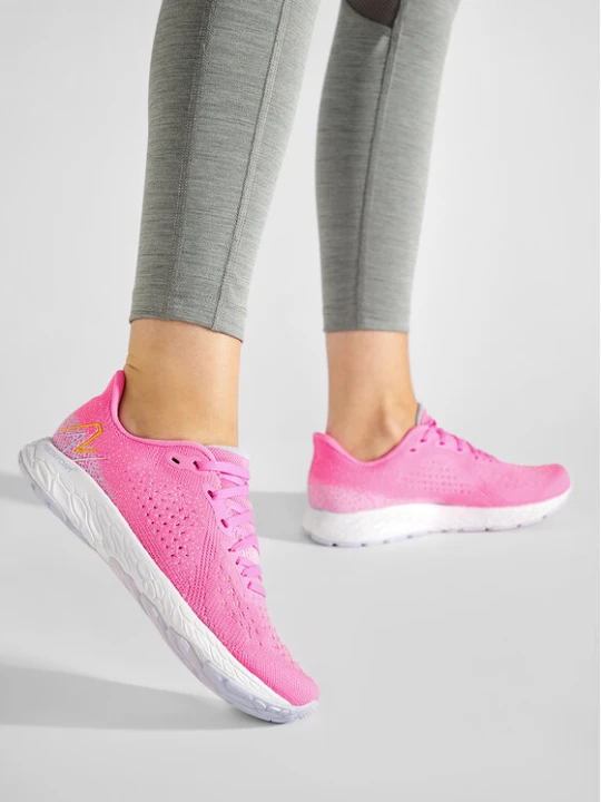 Zdjęcie produktu Buty do biegania New Balance Fresh Foam Tempo v2 WTMPOLL2 Różowy