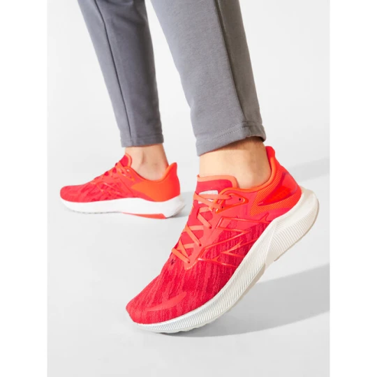 Zdjęcie produktu Buty do biegania New Balance FuelCell Propel v3 MFCPRCR3 Koralowy