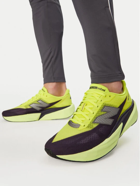 Zdjęcie produktu Buty do biegania New Balance FuelCell Rebel v5 MFCX4TR Zielony