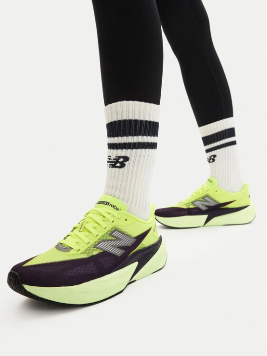 Zdjęcie produktu Buty do biegania New Balance FuelCell Rebel v5 WFCX3PE Zielony