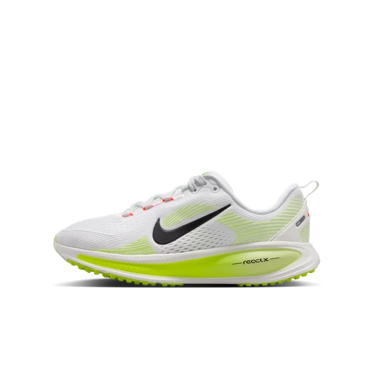 Zdjęcie produktu Buty do biegania po asfalcie dla dużych dzieci Nike Vomero 18 - Biel