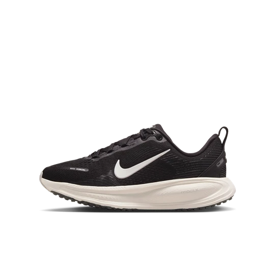 Zdjęcie produktu Buty do biegania po asfalcie dla dużych dzieci Nike Vomero 18 - Czerń