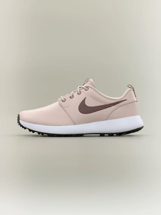 Zdjęcie produktu Buty do golfa (bez kolców) Nike czerwony