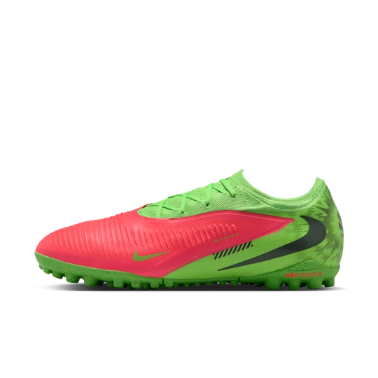 Zdjęcie produktu Buty piłkarskie na nawierzchnię typu turf Nike Phantom 6 Low Pro „Erling Haaland” - Różowy