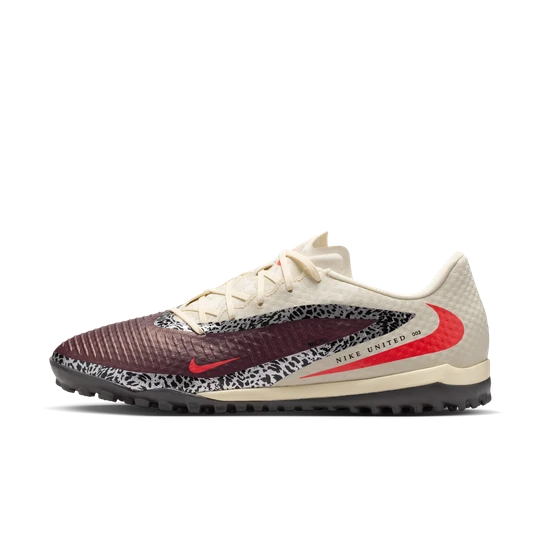 Zdjęcie produktu Buty piłkarskie na nawierzchnię typu turf Nike United Phantom 6 Low Academy - Czerwony