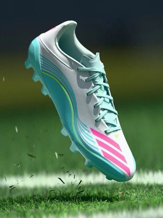 Zdjęcie produktu Buty piłkarskie na sztuczną trawę Adidas biały